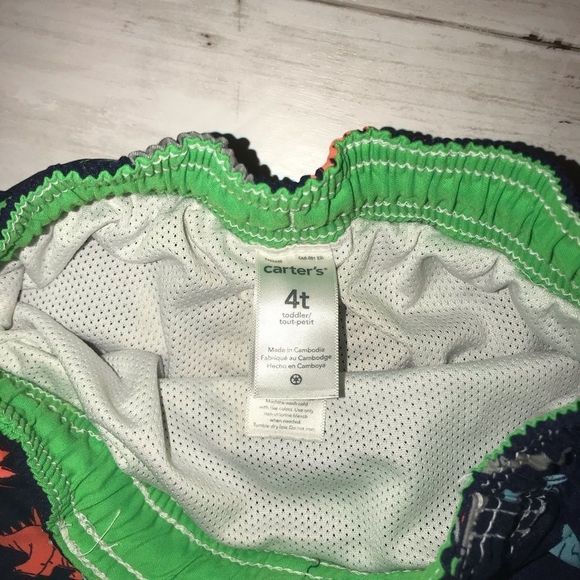 4T dinosaur swim trunks Carter’s brand t-Rex - Picture 3 of 4